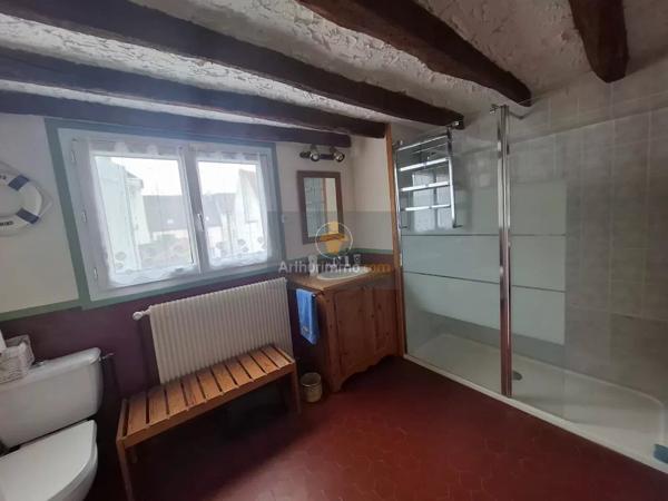 Vente                                                      Propriété
                        
                     12 pièces                      285 m2                     à Rozay-en-Brie