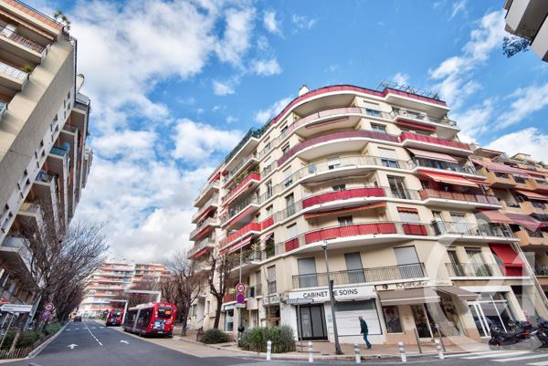 Appartement F2 à vendre  2 pièces - 52,21 m2 NICE - 06