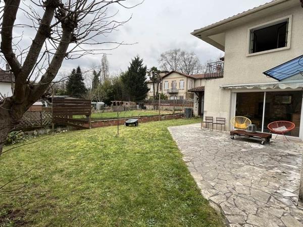 Maison à vendre |                                       Estang |                                        8 pièces  |  194 m²