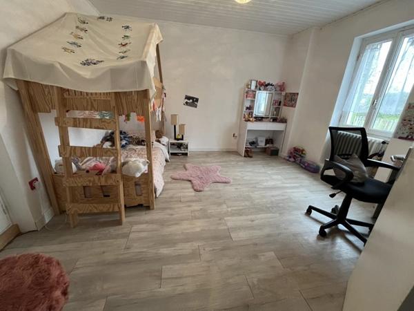 Maison à vendre |                                       Estang |                                        8 pièces  |  194 m²