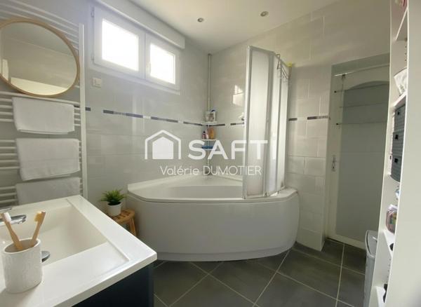 Maison lumineuse avec 3 chambres et une cour intérieure