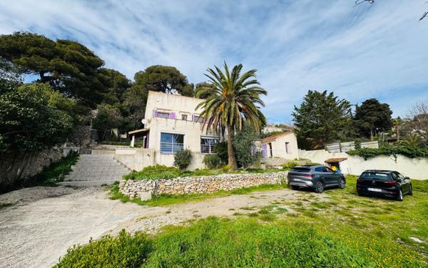 Maison à vendre    4 pièces • 135 m2 Sète