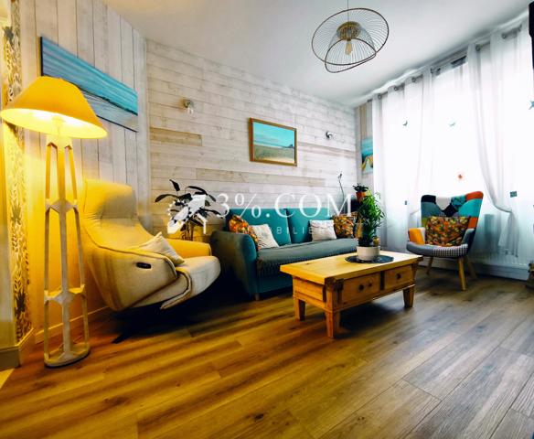 Maison 5 pièce(s) 2 chambre(s) 77 m²