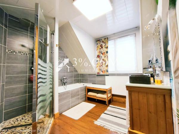 Maison 5 pièce(s) 2 chambre(s) 77 m²