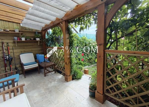 Maison 5 pièce(s) 2 chambre(s) 77 m²