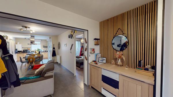 Charmant T3 récent avec balcon, cave et garage