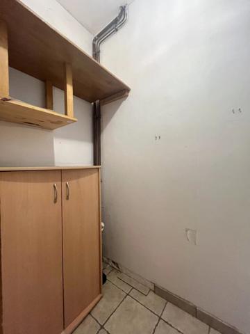 Vente                                                      Maison
                        
                     5 pièces                      187 m2                     à Guérigny