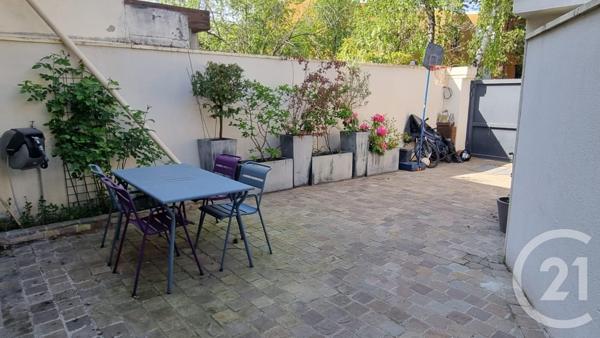 Appartement F5 à vendre  5 pièces - 111,21 m2 ST MAUR DES FOSSES - 94