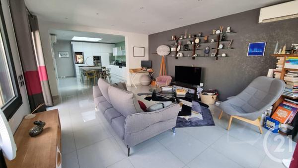 Appartement F5 à vendre  5 pièces - 111,21 m2 ST MAUR DES FOSSES - 94