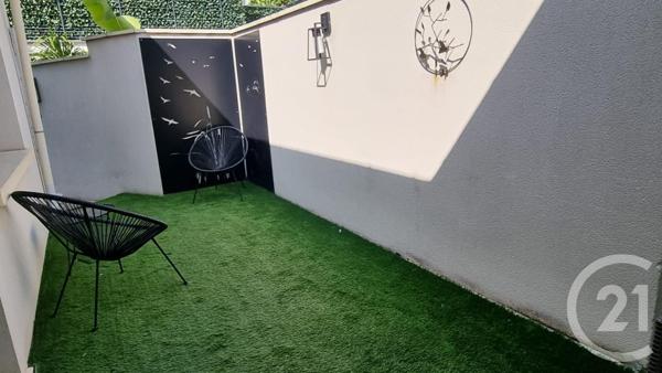 Appartement F5 à vendre  5 pièces - 111,21 m2 ST MAUR DES FOSSES - 94