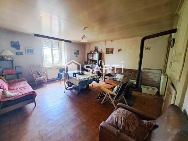 Maison à rénover avec dépendances et terrain