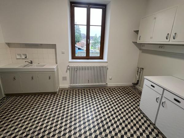 Appartement Crouy 3 pièce(s)