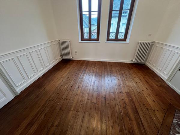 Appartement Crouy 3 pièce(s)