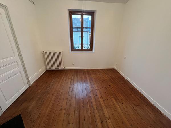 Appartement Crouy 3 pièce(s)