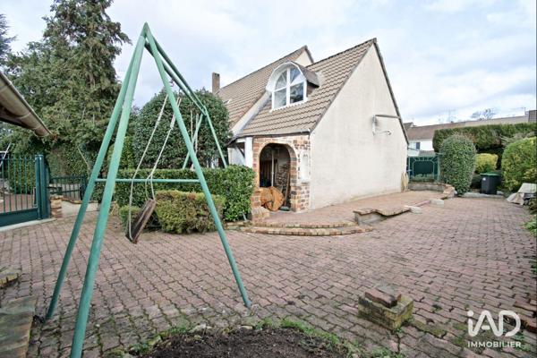 Maison à vendre 11 pièces 191 m² Saint-Germain-lès-Arpajon