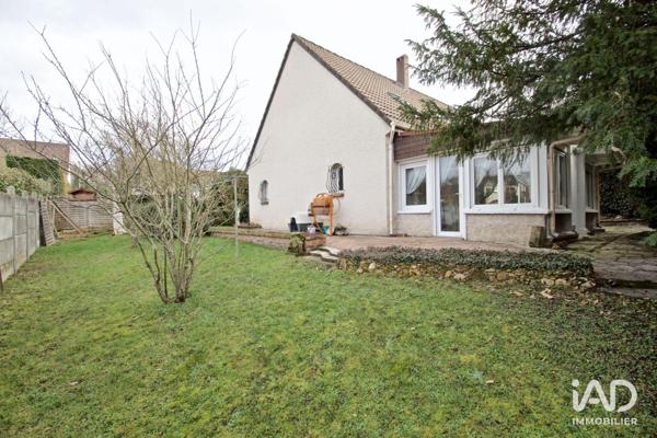 Maison à vendre 11 pièces 191 m² Saint-Germain-lès-Arpajon