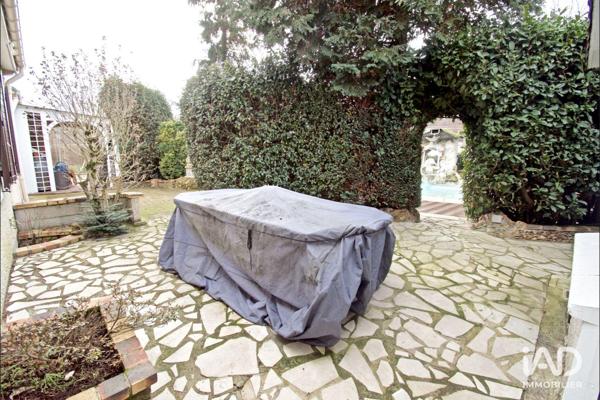 Maison à vendre 11 pièces 191 m² Saint-Germain-lès-Arpajon