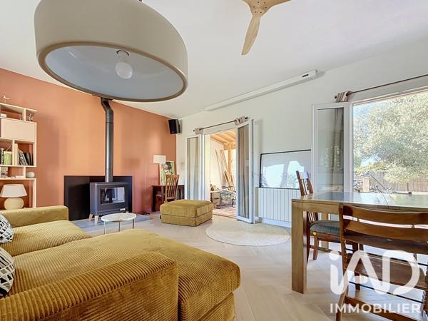 Maison à vendre 5 pièces 117 m² Sanary-sur-Mer