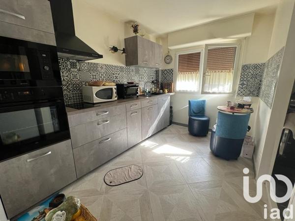 Appartement 4 pièces de 77 m² à Toulon (83000)