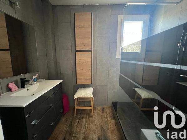 Appartement 4 pièces de 77 m² à Toulon (83000)