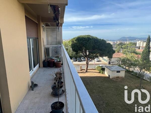 Appartement 4 pièces de 77 m² à Toulon (83000)