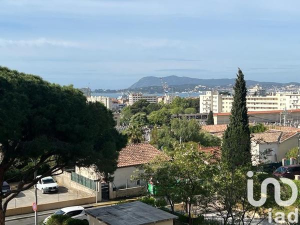 Appartement 4 pièces de 77 m² à Toulon (83000)