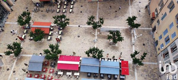 Appartement 3 pièces de 65 m² à Toulon (83000)