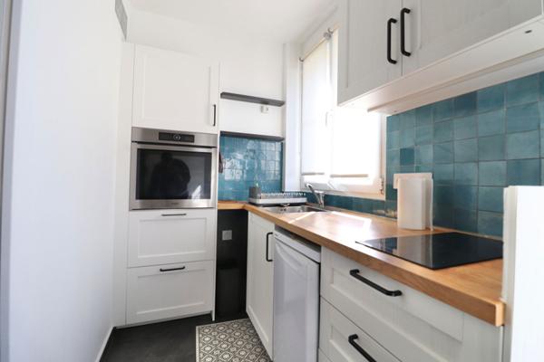 Appartement Paris 2 pièce(s) 27.7 m2