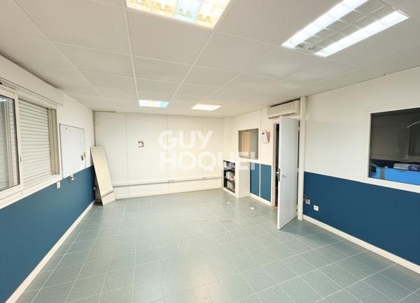 Divers à vendre de 400 m²