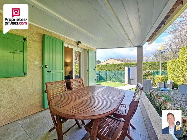 Maison 3 pièces 31 m2 avec terrasse couverte, jardin et place de parking