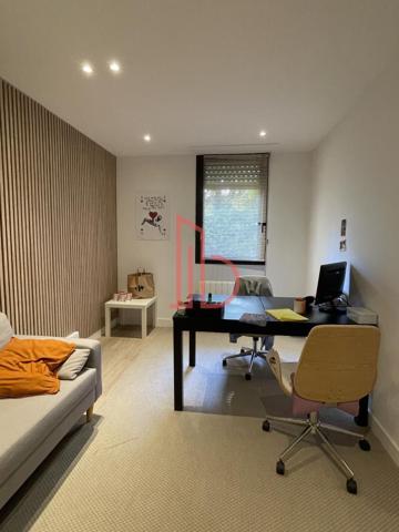 Bureau de 220 m² à vendre à Bordeaux Centre