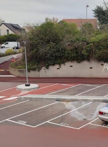 Location Parking / box38 m² - RUEIL MALMAISON (92500)