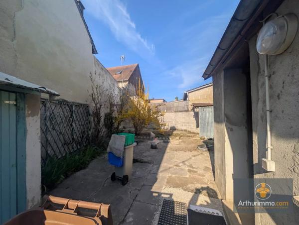 Location                                                      Appartement
                        
                     1 pièces                      30 m2                     à Thourotte