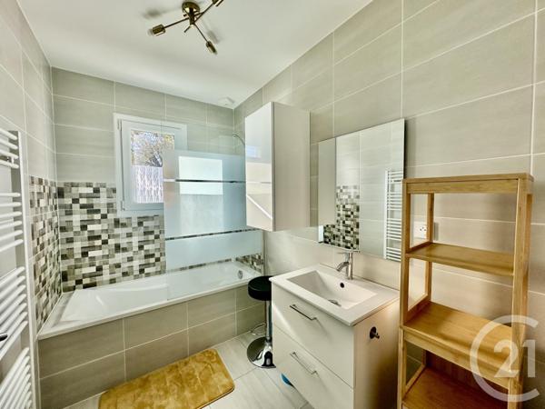 Maison à vendre  4 pièces - 102,29 m2 ST PERE EN RETZ - 44