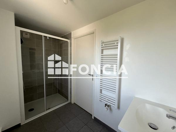 Location Appartement 3 pièces 66.2 m² - 2 BOULEVARD EMILE ROMANET Nantes 44100