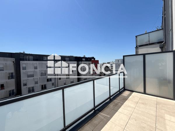 Location Appartement 3 pièces 66.2 m² - 2 BOULEVARD EMILE ROMANET Nantes 44100