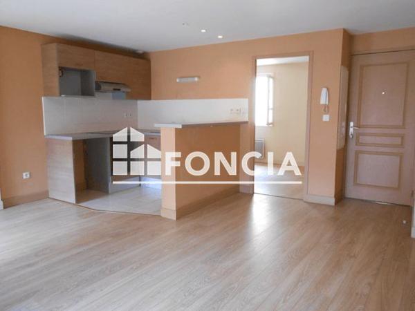 Location Appartement 3 pièces 52.6 m² - 39 RUE DES ANCIENS COMBATTANTS Beziers 34500