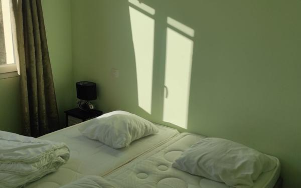 Maison à vendre    4 pièces •  Vallon-Pont-d'Arc