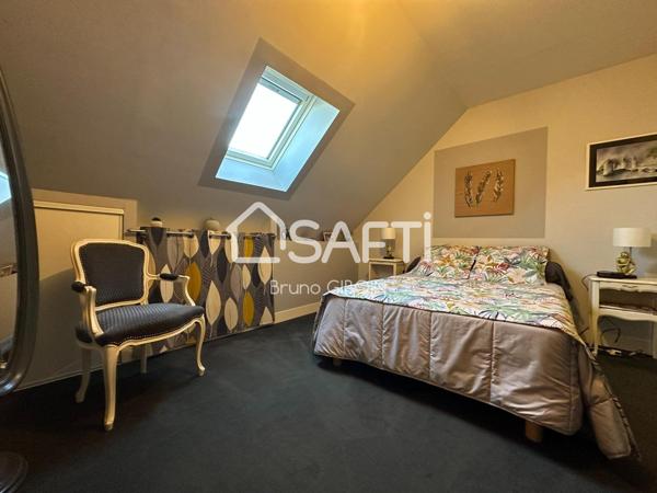 Maison avec piscine, 194 m², 3 chambres et garage