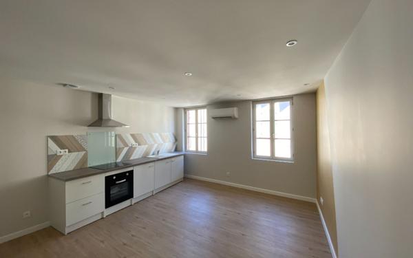 Appartement à vendre    2 pièces •  Castres