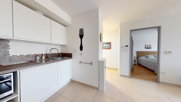 Grand t2 avec balcon et parking