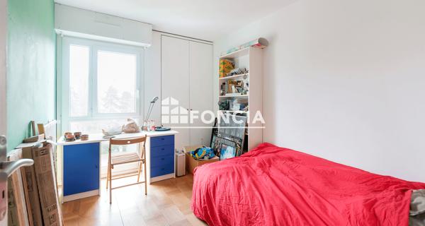 À vendre Appartement 5 pièces 99.45 m² - Les Ulis 91940