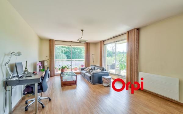 Appartement à vendre    4 pièces • 94,31 m2 Tassin-la-Demi-Lune