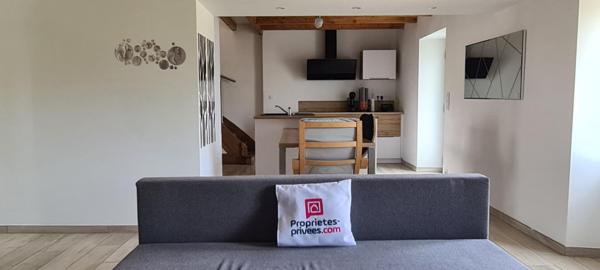 Maison Gorges 5 P . 3 Chs . 1 Bureau . 93 M² . T 507 M² . Garage . Cave . Préau