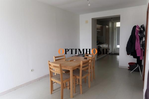 LONGWY, ENSEMBLE IMMOBILIER COMPRENANT 12 APPARTEMENTS + 1 LOCAL COMMERCIAL - DPE EN D ET EN C