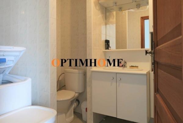 LONGWY, ENSEMBLE IMMOBILIER COMPRENANT 12 APPARTEMENTS + 1 LOCAL COMMERCIAL - DPE EN D ET EN C