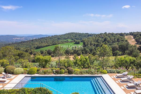 A vendre - Domaine d'exception avec une situation de rêve - Sud Luberon