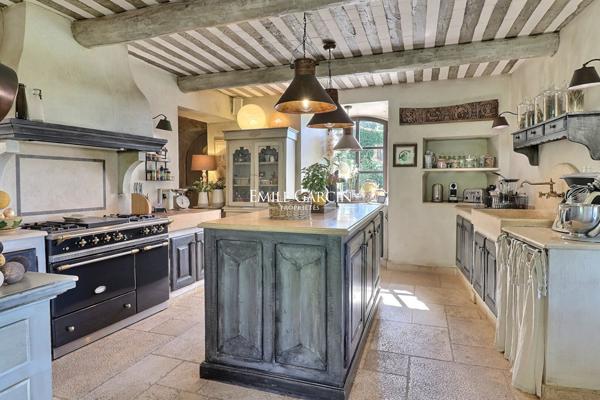 A vendre - Domaine d'exception avec une situation de rêve - Sud Luberon