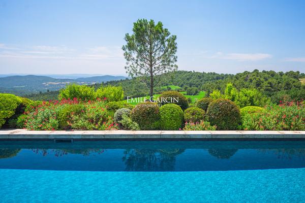 A vendre - Domaine d'exception avec une situation de rêve - Sud Luberon