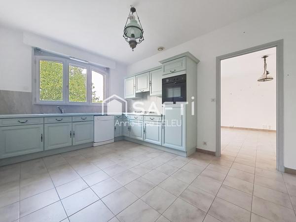 Grand plain-pied sur sous-sol complet